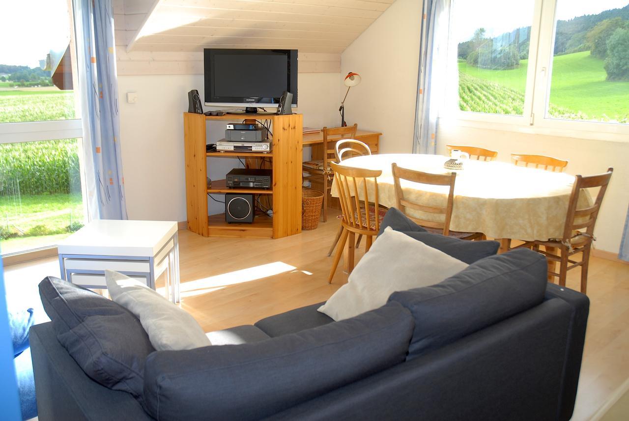 Appartment Aux Lilas Les Geneveys-sur-Coffrane Ngoại thất bức ảnh